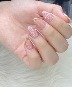 Pink Korean Nails, Nails Design Simple, Kutek Disney, Minimalist Nail, Ringing In The New Year, Milky Nails, Hello Nails, Summer Stuff, Simple Gel Nails