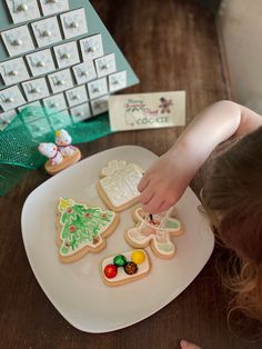 PYO Cookies Christmas/ Paint Your Own Cookies - Etsy Paint Your Own Cookies, Pyo Cookies, Pipe Decor, Cookies Christmas, Sympathy Flowers, Cookie Box, Christmas Tree With Gifts, Tree Gift, Favorite Cookies