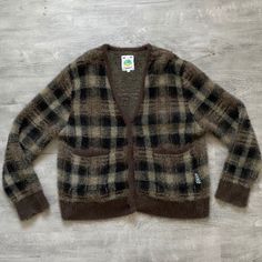 Look what I just found on Depop 🙌 https://depop.app.link/triCjVsX3cb Unif Cardigan, Sixth Form Outfits, Brown Plaid, Illustration Fashion Design, Friend Outfits, Alternative Outfits, Oversize Hoodie, Fashion Killa