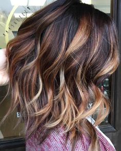 Bob with Black Roots and Brown, Caramel and Blonde Balayage Highlights Hair Color 2017, Brunette Ombre, Fall Blonde Hair, Blond Ombre, Ombre Hair Blonde, Fall Hair Color For Brunettes, Brown Balayage, Ombré Hair, Trendy Hair Color