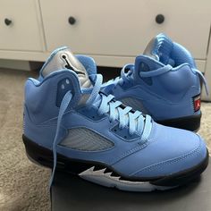 Only Worn A Couple Times. Some Discoloration On The Sole. All Communications Done Through The Poshmark App!! Jordan 5 Retro, Air Jordan 5 Retro, Shoes Air, Air Jordan 5, Jordan 5, Jordans For Men, Versatile Style, Jordan Shoes, Mens Shoes Sneakers