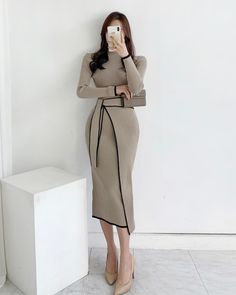 Plaid Jacket Women, Suits Korean, Coat Skirt, Tweed Suit, Bodycon Sweater Dress, Elegant Sweater, Chic Coat, Belt Vintage, Glamour Dress