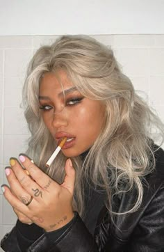 White Blonde Hair, Dyed Hair Inspiration, Cool Makeup Looks, White Blonde, Platinum Blonde