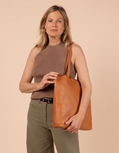 Model image of Georgia wild oak soft grain leather large shopper bag Chic Everyday Shoulder Bag In Vegetable Tanned Leather, Chic Everyday Vegetable Tanned Leather Shoulder Bag, Classic Vegetable Tanned Leather Shoulder Bag For Shopping, Modern Vegetable Tanned Leather Shoulder Bag For Shopping, Modern Vegetable Tanned Leather Shoulder Bag, Modern Shoulder Bag In Vegetable Tanned Leather, Everyday Fall Bag With Smooth Grain, Chic Vegetable-tanned Shoulder Bag For Daily Use, Classic Vegetable-tanned Shoulder Bag For Shopping