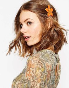 73 Bob and Lob Hairstyles That Will Make You Want Short Hair via Brit + Co Bombshell Curls, Bob Length, Two Dutch Braids, Lob Hairstyles, Bob Hair Styles, Floral Hair Accessories, Hair Orange, Hair Clip Accessories, Best Bob Haircuts