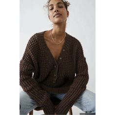 Elevate Your Casual Wardrobe With This Free People Whistle Thermal Henley In Brownstone Combo. The Pullover Sweater Features An Oversized, Relaxed Fit With An Asymmetrical Sleeve And Chunky-Knit Neckline. Perfect For The Colder Seasons, It Is Made With A Blend Of Polyester, Cotton, Wool, And Acrylic Materials. Ideal For Travel, Workwear, Or Casual Occasions, The Sweater Comes In Size S And Has A Solid Pattern With Crochet Accents. Its Vintage And Retro Vibe Is Perfect For Adding A Touch Of Nosta Free People Cardigan, Thermal Sweater, Henley Sweater, Oversized Knitted Sweaters, Henley Top, Free People Sweaters, Knit Tunic, Free People Sweater, Chunky Knits Sweater