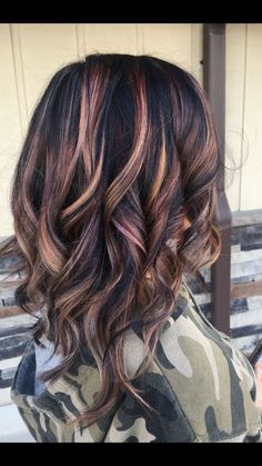 Copper And Blonde Highlights On Dark Hair, Mama Hair, 2023 Hair, Brunette Hair With Highlights, Spring Hair Color, Fall Hair Color For Brunettes, Red Highlights, Brown Hair Balayage