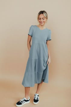 100 Percent Cotton Clothing, Modest Everyday Dresses, House Of Color Summer Outfits, True Summer Outfits, Bump Fits, Sister Missionary Outfits, Teacher Fits, Modest Midi Dress, Modest Style