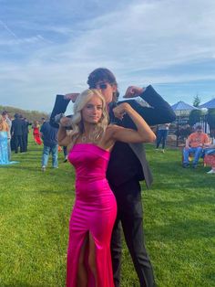 Individual Prom Poses, Fun Prom Pictures, Prom Poses Couples, Poses Homecoming, Prom Couple Poses, Hot Pink Prom Dresses, Hot Pink Prom, Prom Pose