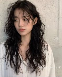 Korean Hairstyle Curly Hair, Curly Long Hair Layers, Womens Perm, Korean Girl Curly Hair, Curly Korean Hair, Long Wavy Wolf Cut, Digital Perm Long Hair, Haircuts For Naturally Wavy Hair Medium, Women Perm