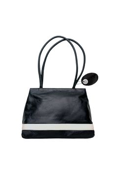 Black leather handbag, with inlaid white leather stripe. Magnet expansion. Chic padded pipe straps. Luxury Materials, Black Satin, Body Bag, The Expanse, Classic Black, Cross Body, Bones, Top Handle Bag, Wallet