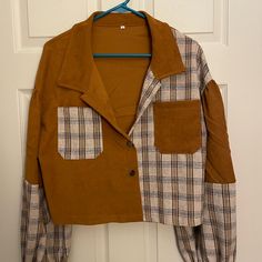 Never Worn Cropped Flannel. Perfect For The Fall. Orange Flannel, Cropped Flannel, Flannel Tops, Shein Tops, Plaid Flannel, Orange White, Color Orange, The Fall, Color Blocking