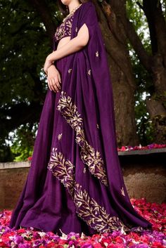 Purple Lehenga, Purple Cape, Skirt Crop Top, Skirt Crop, Lehenga Skirt, Purple Skirt, Velvet Blouses