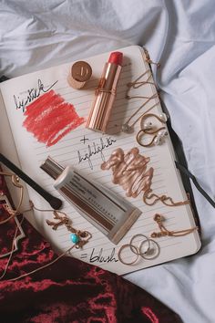 Winter Makeup Products, Makeup Flat Lay, Winter Make-up, Lipstick Tips, Makeup Flatlay, Lipstick Tattoos, Flatlay Makeup, Peach Lipstick, Lipstick Hacks