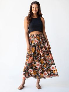 Midi Skirt Outfits Summer, Midi Skirt Outfits, Orange Floral Skirt, Boho Bottoms, Skirt Outfits Summer, Mid Size Fashion, Effortless Outfit, Full Length Skirts, Fun Pants