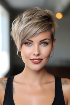 Chic Short Hair Styles, Short European Hairstyles Woman, 2024 Haircut, Haircut Styles, Hair 2024, Long Fringe