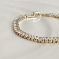 The iconic tennis bracelet! A classic piece of jewelry that has evolved through the years from a luxury item to an everyday wearable piece. Gold Vermeil Jewelry, Vermeil Jewelry, Gold Filled Jewelry, Layered Look, Tennis Bracelet, High Quality Jewelry, How To Feel Beautiful, Egift Card, Luxury Items