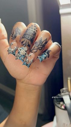 Dope Nail Designs Classy Short Acrylic, Junk Nails, Punk Nails, Baddie Nails, Dope Nail Designs, Simple Acrylic Nails, Nails Square