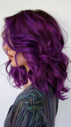 25 Prettiest Purple Hair Color Ideas To Make Your Hair Pop Metallic Purple Hair, Cherry Purple Hair, Cool Purple Hair, Dyke Hair, Vibrant Purple Hair, Lavender Grey Hair, Pink Haircut, Bright Purple Hair, Cool Hair Colors