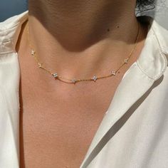 Prom Jewlrey, Good Necklace, Simple Necklaces, Jewelry Necklace Simple, Dainty Choker Necklace, Feminine Necklace, Fancy Jewelry Necklace, Pretty Jewelry Necklaces, Girl Necklace