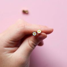 Tiny Daisy Flat Back Stud Earrings - 18K Gold Plated Earrings Huggies, Flat Back Earrings, Soft Toothbrush, Comfortable Flats, Small Earrings, Girls Earrings, Screw Back Earrings, Sensitive Ears, For Girls