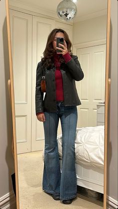 Vinter Mode Outfits, Gilmore Girls Outfits, Prettiest Celebrities, Leather Jacket Outfits, Outfit Jeans, Looks Street Style, Mode Inspo, Outfit Inspo Fall