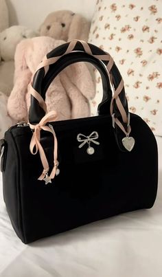 Crocs Bag, Handbags Aesthetic, Purse Decorations, 일본 패션, New Food