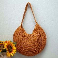 Trendy Beach Bag With Round Handle, Trendy Beach Bag With Round Handle For Summer, Trendy Beach Bag With Round Handle For Daily Use, Trendy Summer Beach Bag With Round Handle, Trendy Beach Bag With Round Handle For Vacation, Trendy Summer Bags With Round Handle, Trendy Summer Shoulder Bag With Round Handle, Casual Bags For Beach Season With Round Handle, Casual Summer Shoulder Bag With Round Handle