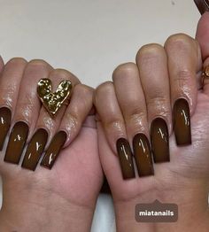 Brown Nail, Nail Tattoo, New Nail Art, Hot Jewelry, Wedding Tattoos, Curve Design, False Nail, Nail Supply, Rhinestone Nails