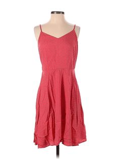 Gap Casual Dress Size: Small Red Dresses - used. 100% RAYON, DropWaist, Square, Short, Sleeveless | Gap Casual Dress - DropWaist: Red Dresses - Used - Size Small Loose Flowy Dress, Strapped Dress, Red Casual Dress, Red Midi, Midi Sundress, Dress For Summer, Red Dresses, Gap Dress, Dress Measurements