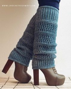 Calentadores y puños para botas Cosmopolitan Legwarmers Crochet, Boot Cuffs Crochet, Joining Crochet, Legwarmers Boots, Crochet Boot Cuff Pattern, Pattern Design Ideas, 2023 Crochet