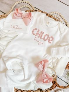 PRINTED Directly to the garment with Child Safe CPSIA Inks. Never any Cracking, Peeling or Fraying! (THIS IS NOT EMBROIDERY) Introducing our adorable personalized newborn girl coming home outfit, a baby girl coming home outfit that you and your loved ones are bound to fall head over heels in love with. This newborn girl coming home newborn outfit will be among the most cherished of your baby girl clothes. Our baby clothes are crafted from the softest fabrics and designed to ensure your baby's co Personalized Newborn Outfit, Girl Coming Home Outfit, Baby Coming Home Outfit, Idee Cricut, Toddler Style, Outfit Baby Girl, Personalized Newborn, Girls Coming Home Outfit, Going Home Outfit