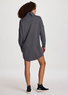 Blending timeless fashionable details like a legging-friendly tunic length and cowl neck design with classic athleisure details, our Perfect Weekend Dress works for it all. This stylish sweater dress is made with a buttery soft brushed-back fabric that helps keeps you warm without being bulky or restrictive. The versatile design allows for easy styling as a dress or tunic top, and with a breathable relaxed fit that's great for layering or wearing on its own, this tunic dress effortlessly works f Classic Athleisure, Plus Size Western Wear, Outing With Friends, Cold Fashion, Stylish Sweater, Weekend Dresses, Stylish Sweaters, Top Graphic Tees, Tunic Length