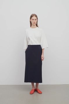 Kavi Skirt Blue in Virgin Wool – The Row Towel Scarf, Short Denim, Navy Skirt, Mens Fall, Wrap Skirt, Womens Fall, Winter Women, Sweater Jacket, Tank Shirt