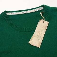 NEW Retail Price $290 EU Size: 50 US Size: M Green Color 100% Cashmere Knit Fabric Ribbed Hem Crewneck Made In Italy Measurements Length: 24.5" Chest (pit to pit): 40" Sleeveless This product is located in our EU warehouse. Crew Neck Knit Sweater For Work, Classic Green Knitted Sweater, Green Cotton Crew Neck Sweater Vest, Green Knit Vest, Green Sleeveless Knit Vest, Green Wool Sweater With Ribbed Collar, Luxury Green Ribbed Sweater, Green Knit V-neck Sweater Vest, Knit Sweater Vest