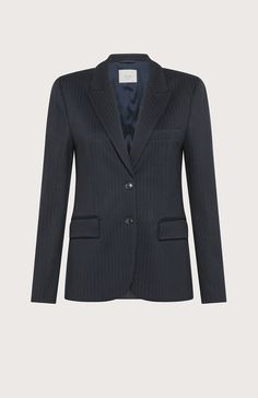 Description Single-breasted jacket made of full Milano pinstripe. Double button fastening. Spear collar, flap and welt pockets on chest. Single Breasted Jacket, Dress Shirts For Women, Welt Pockets, Welt Pocket, Single Breasted, Top Shirt, Trousers, Mens Shirts, Turn Ons