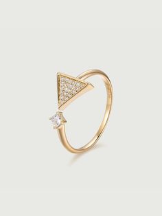 Diamond For Wedding With its striking geometric design and sustainable craftsmanship, the 14K Solid Gold Triangle Tiled Lab Diamond Ring is a statement piece that celebrates both style and ethics. Whether worn as a fashion statement or a symbol of individuality, this ring is sure to dazzle and delight. Details Material: 14K Solid Gold Gemstone: Lab Diamond Clarify: VVS SI DEF Color Total Carat Weight: 0.3ct Band Width: 2.5mm Size: US 6.5 Modern Open Ring With Diamond Cut, Modern Geometric Jewelry For Anniversary, Modern Open Ring Jewelry With Single Cut Diamonds, Wedding Diamond Ring With Si Clarity And Open Shape, Luxury Wedding Ring With Unique Design, Formal Diamond Ring With Si Clarity, Formal Si Clarity Diamond Ring, Modern Open Ring In Diamond White, Modern White Gold Diamond Ring With Si Clarity