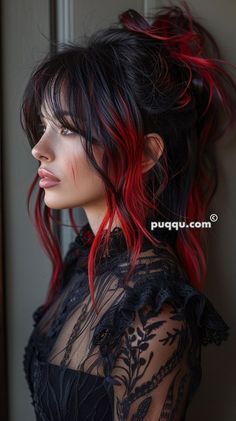 Black Hair With Red Highlights, Edgy Vibes, Black Red Hair, Red Ombre Hair, Chace Crawford, Mexican Women, Coloring Ideas