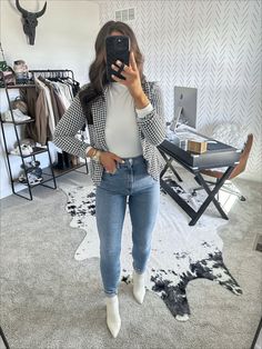 White Boots Business Outfit, What To Wear With A White Turtleneck, Jeans And White Boots Outfit, White Pointy Boots Outfit, White Heels Outfit Work, White Boots Work Outfit, White Booties Outfit Spring, White Booties Outfit Winter, Booties Outfit Dressy