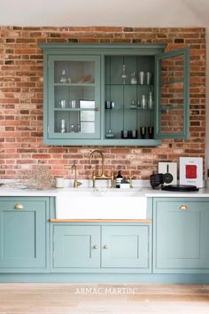 If a kitchen renovation is at the top of your to-do list this spring, green kitchens are the on trend colour to have. From sage, olive and mint to decadent emerald and deep forest green, green kitchen cabinets are in demand. No matter your desired aesthetic take a look at these 20+ inspiring green kitchen ideas for your next kitchen design. Two Tone Kitchen