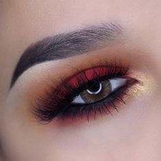 Desio Caramel Brown Burgundy Eye Makeup, Drag Make-up, Gold Eye Makeup, Red Eyeshadow, Beauty Make-up, Gold Makeup, Nails Red, Mac Eyeshadow, Ideas Nails