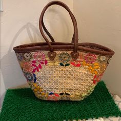 Colorable Nwt Moroccan Market Basket, Leather Trim, 18” X 10” X 5”, Statement Piece Cream Basket Bag For Travel, Multicolor Basket Bag For Spring, Moroccan Market, Market Basket, Market Baskets, Leather Trim, Womens Tote Bags, Leather Trims, Straw Bag