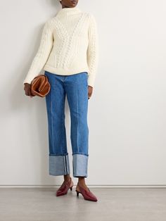 Colder months call for warm, cozy staples like Nina Ricci's sweater. It's spun from sumptuous wool and cashmere-blend that's both cable-knitted and ribbed for distinct texture and has a slightly nipped-in waist. Womens Cream Sweater, Hamptons Outfit, White Turtleneck Sweater, Cable Knit Turtleneck Sweater, Latest Sweater, Designer Knitwear, White Turtleneck, Ladies Turtleneck Sweaters, Sports Skirts