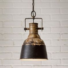 Industrial Chic Pendant Light-Lighting-Vintage Shopper Diy Industrial Lighting, Farmhouse Style Lighting, Farmhouse Fresh, Vintage Industrial Decor, Industrial Light Fixtures, Brass Pendant Light, Metal Pendant Light, Industrial Pendant Lights, Industrial Pendant