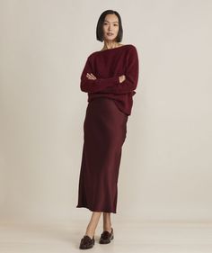 Silky Skirt Outfit, Silk Skirt And Sweater, Slip Dress Outfit Winter, Classy Feminine Style, Slip Midi Skirt, Long Satin Skirt, Skirt Outfit Fall, Midi Slip Skirt