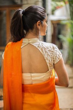 Readymade Blouse Online Shopping, Saree Jacket Designs, Designer Blouses Online, Saree Blouse Neck Designs, Saree Blouse Patterns, Blouse Designs Silk, Blouse Saree