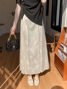 Olivia Mark - Simplified Improved Horse-Face Skirt with Pleated Design - Modern Hanfu Half Skirt Traditional Skirts, Modern Hanfu, Leather Jumpsuit, Horse Face, Half Skirt, Embroidered Skirt, Plus Size Skirts, Costume Dress, Types Of Skirts