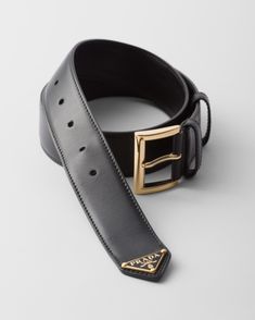 Metal buckle Enameled-metal triangle logo Leather Belt Women, Belt Women, Corset Belt, Prada Leather, Black Leather Belt, Triangle Logo, Sand Beige, Womens Fragrances, Prada Men