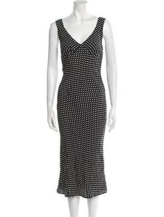 Reformation Sheath DressBlackPolka Dot PrintSleeveless with V-NeckDesigner Fit: Dresses by Reformation typically fit true to size. Sleeveless Polka Dot Dresses For Formal Occasions, Sleeveless Polka Dot Formal Dress, Reformation Stars Dress, Reformation Christine Dress Red, Reformation Polka Dot Dress, Reformation Black Mini Dress, Reformation Beauden Dress, Print Long Dress, Printed Long Dresses