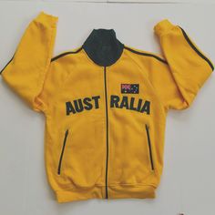 Mr. Kangaroo Australia Mock Neck Collared Sweatshirt in preowned good condition. 
Size Small Kangaroo Australia, Collared Sweatshirt, Neck Collar, Adidas Jacket, Mock Neck, Kangaroo, Athletic Jacket, Australia, Sweatshirts